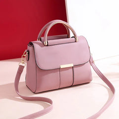 Elegant Women's Crossbody Bag - Stylish & Spacious