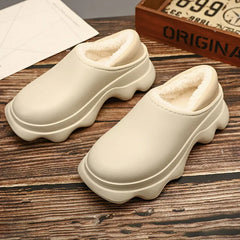 Warm Outdoor Shoes - Cozy Waterproof Fur-Lined Clogs for Women