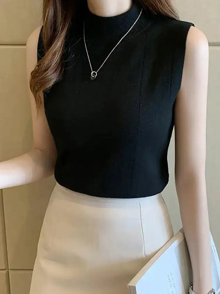 STAR Fashion Elegant Sleeveless Turtleneck Top