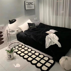 Black & White Runner Rugs - Versatile & Stylish Rugs for Hallways & Bedrooms